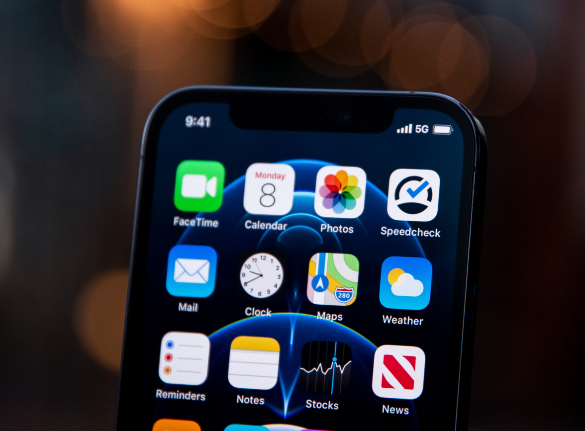 虞城苹果手机维修分享为什么 iPhone 12 在冬季会自动关机 